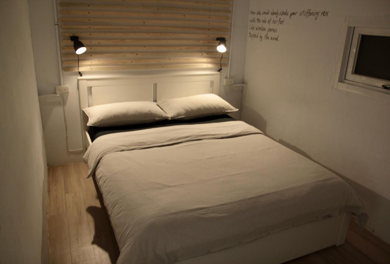 Ruifang Yi Hostel New Taipei City Esterno foto