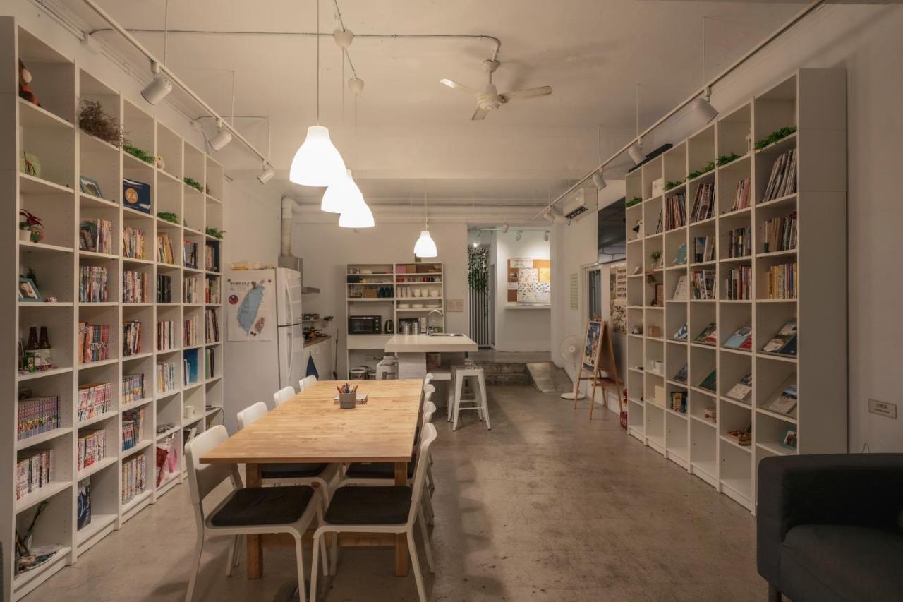 Ruifang Yi Hostel New Taipei City Esterno foto